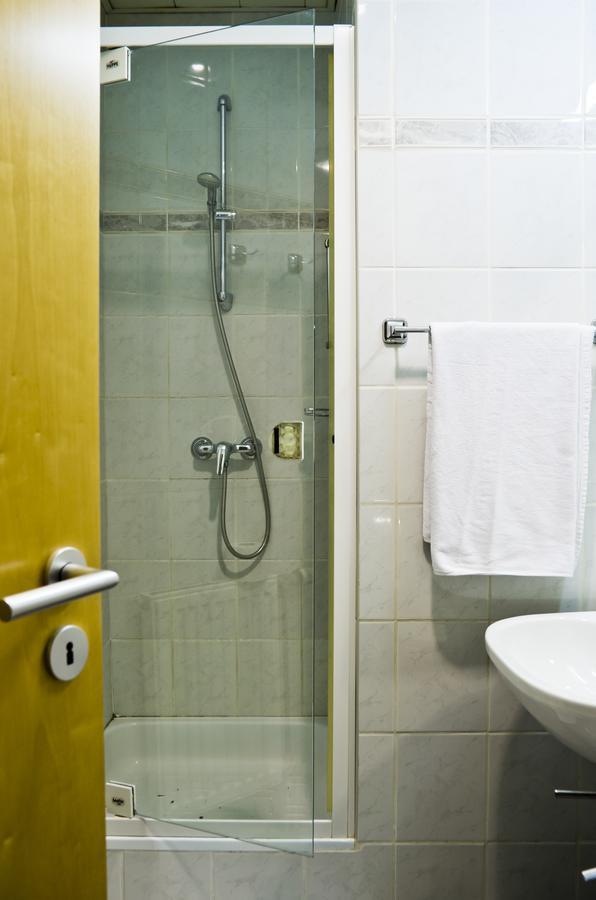 Kek Hold Hotel Marcali Екстер'єр фото
